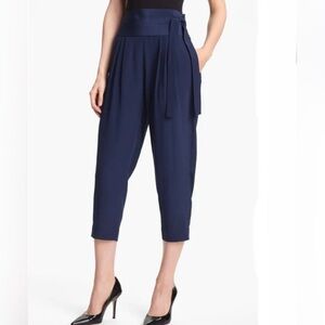 EUC- Diane von Furstenberg ‘Keaka’ Side Tie Cropped Pant